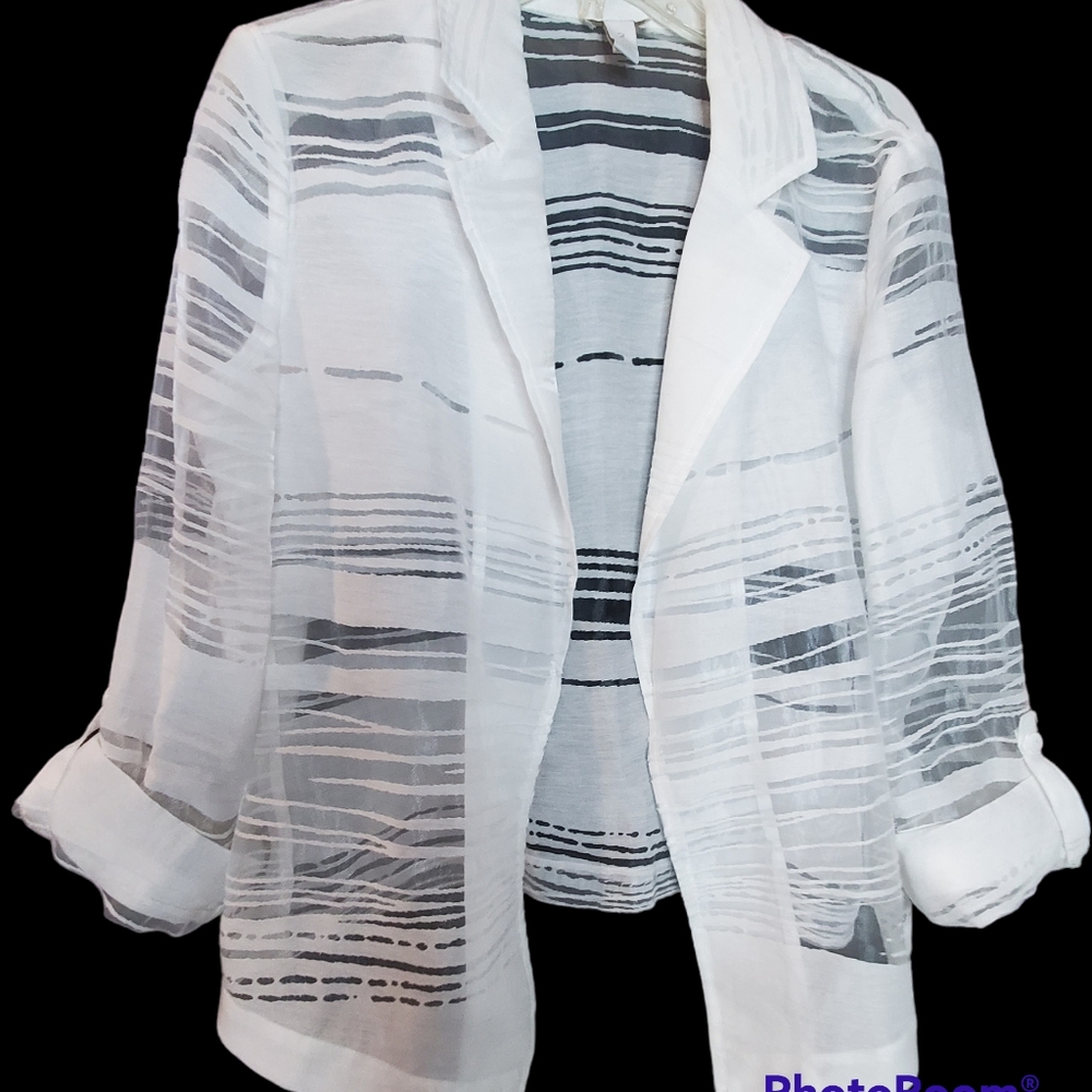 Chico's white light weight size 2 = 12 women blouse. - Picture 2 of 6
